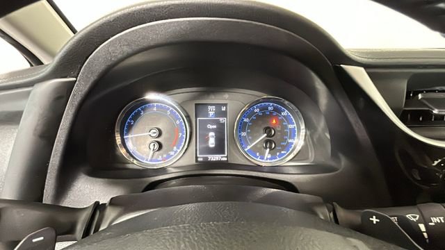 Used 2018 Toyota Corolla SE FWD image 18