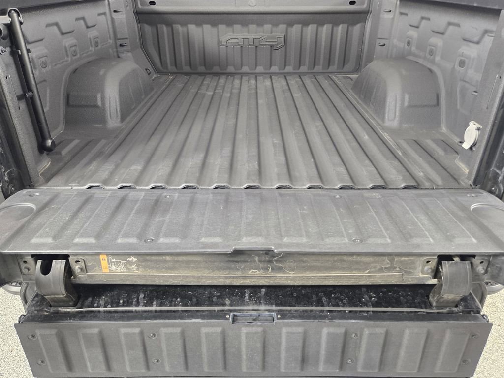 Used 2022 GMC Sierra 1500 AT4 w/ AT4 Premium Package AWD/4WD image 35