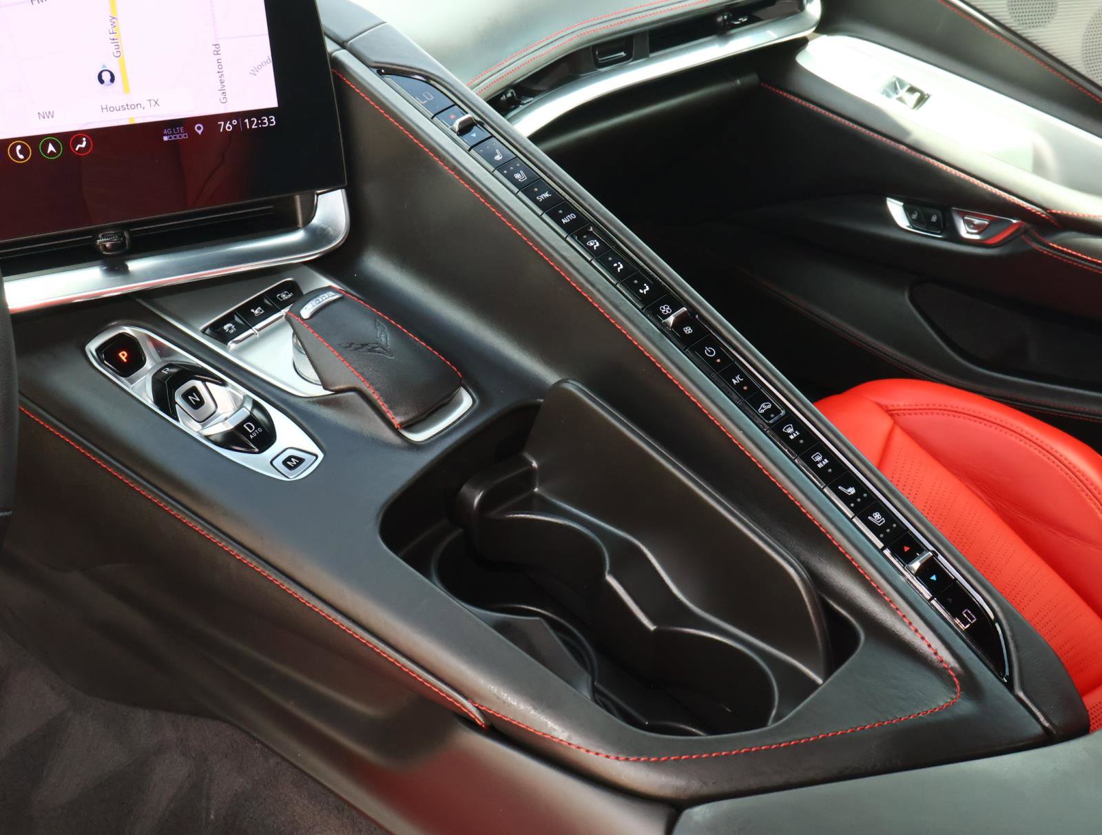 Used 2020 Chevrolet Corvette Stingray Premium Cpe w/ 3LT Preferred Equipment Group image 24