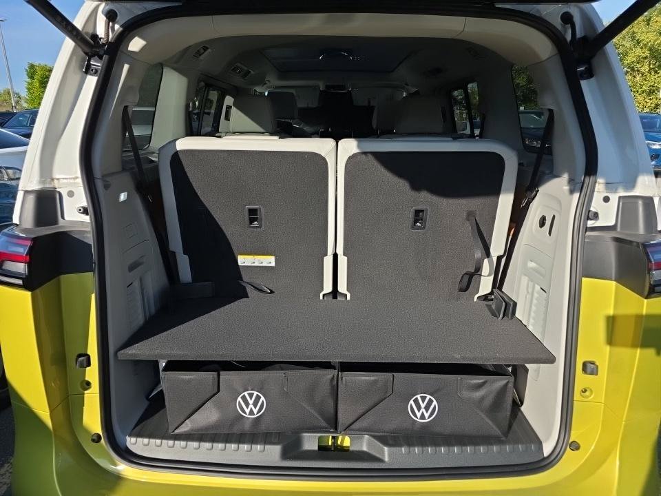 Used 2025 Volkswagen ID. Buzz 1st Edition AWD/4WD image 12