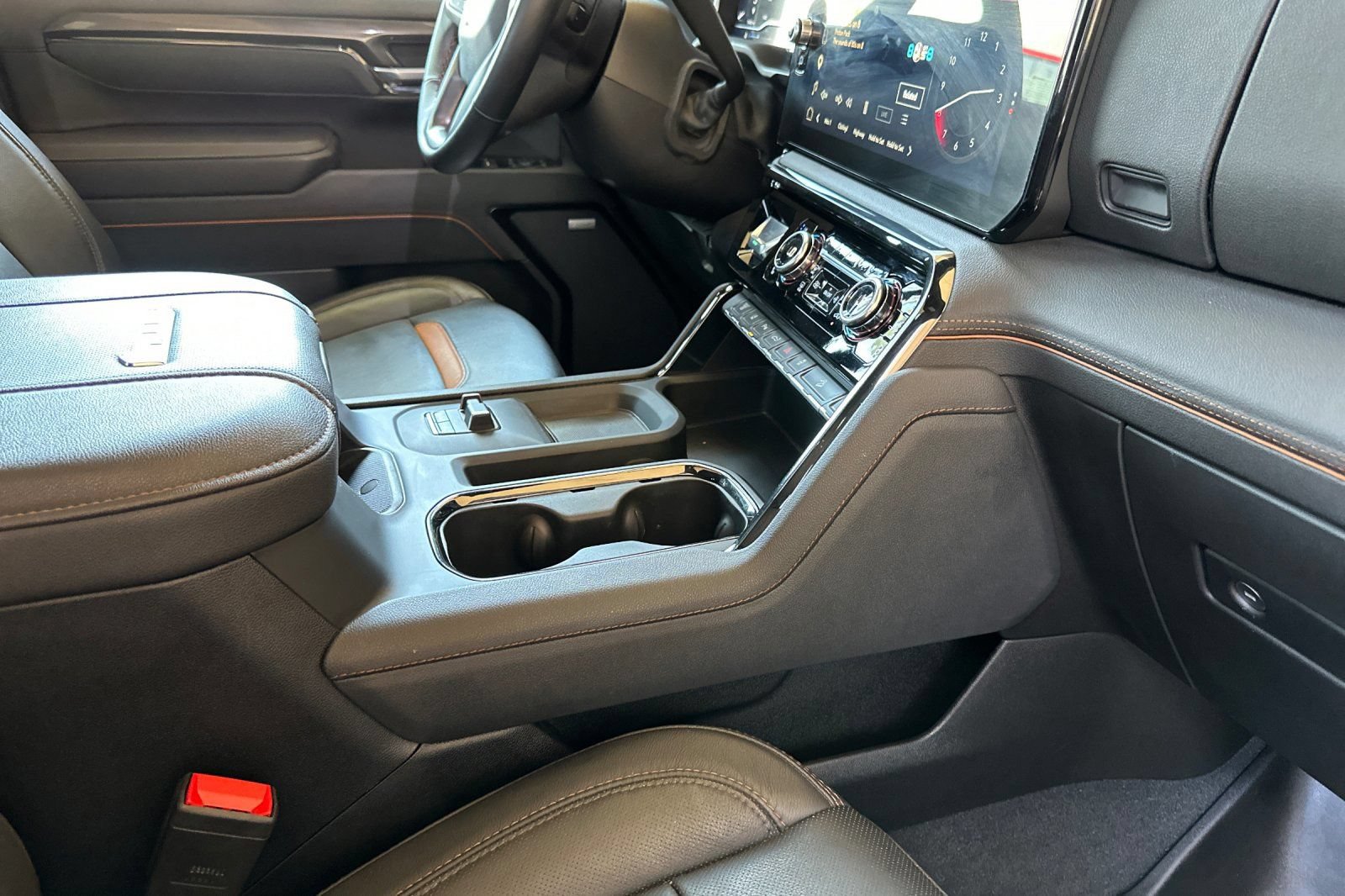 Certified 2025 GMC Sierra 2500 AT4 w/ AT4 Premium Plus Package AWD/4WD image 16