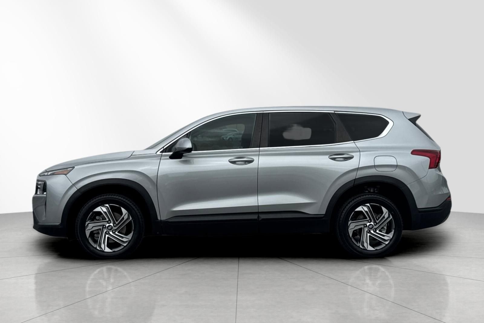 Used 2021 Hyundai Santa Fe SE FWD image 7