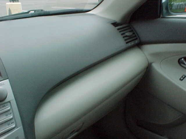 Used 2011 Toyota Camry LE w/ LE Extra-Value Pkg image 23