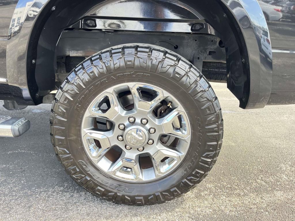 Used 2016 RAM 2500 Limited image 11