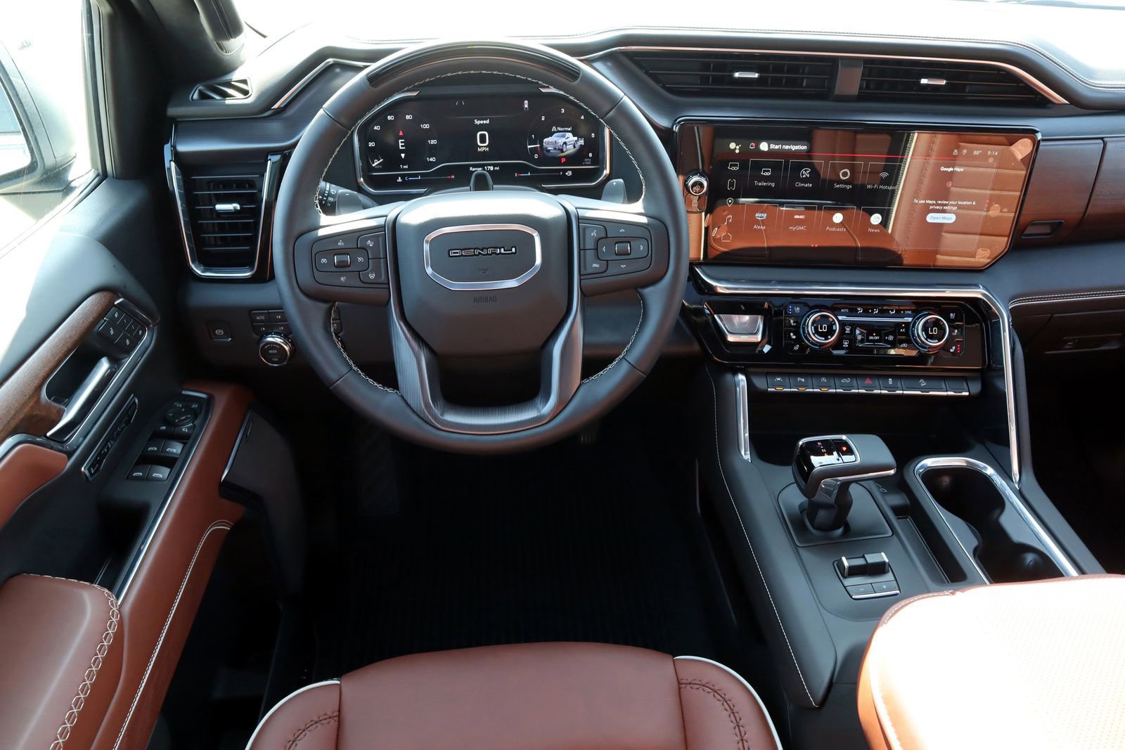 New 2025 GMC Sierra 1500 Denali Ultimate AWD/4WD image 8