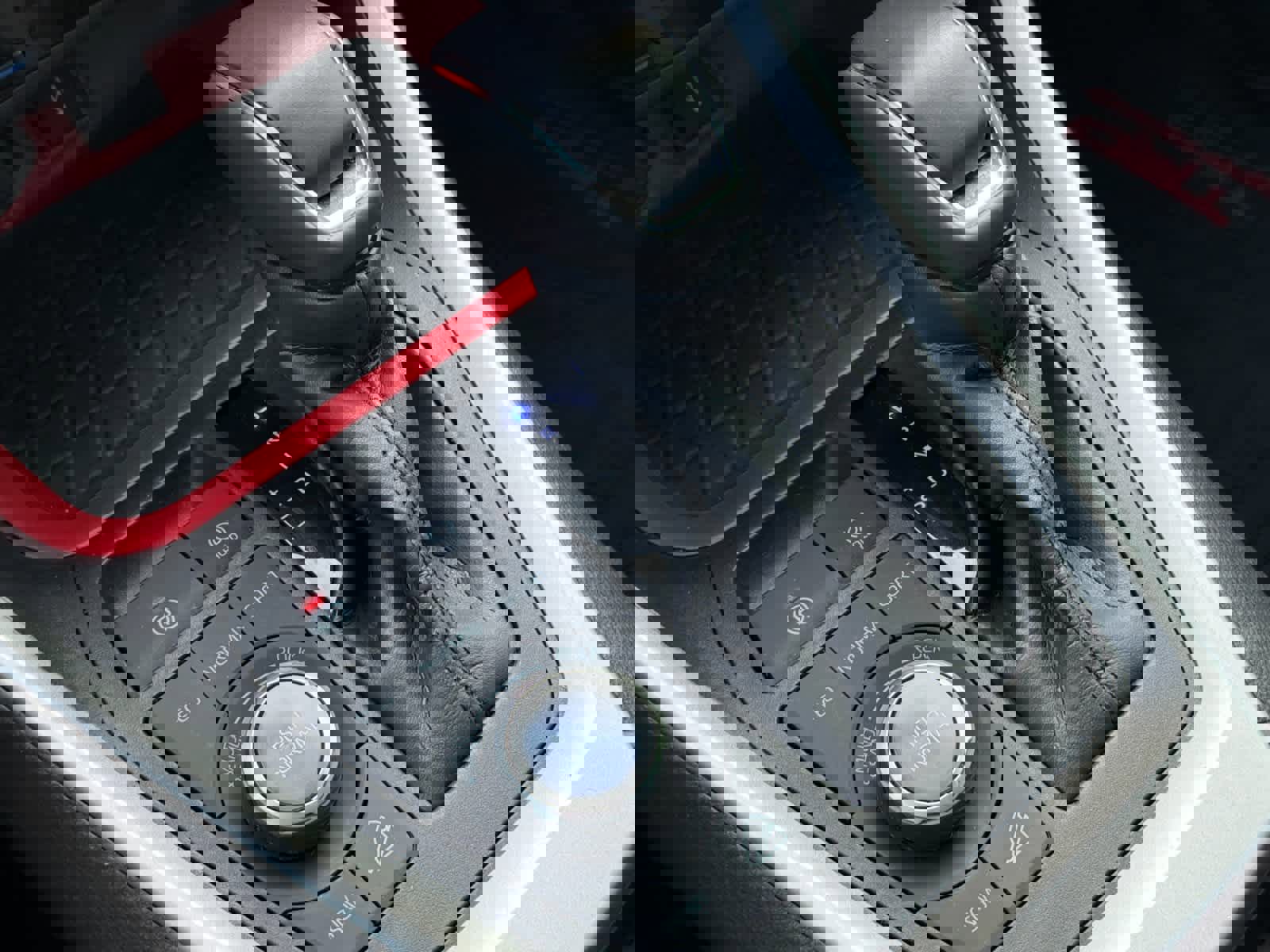 Used 2020 Toyota RAV4 TRD Off-Road image 21