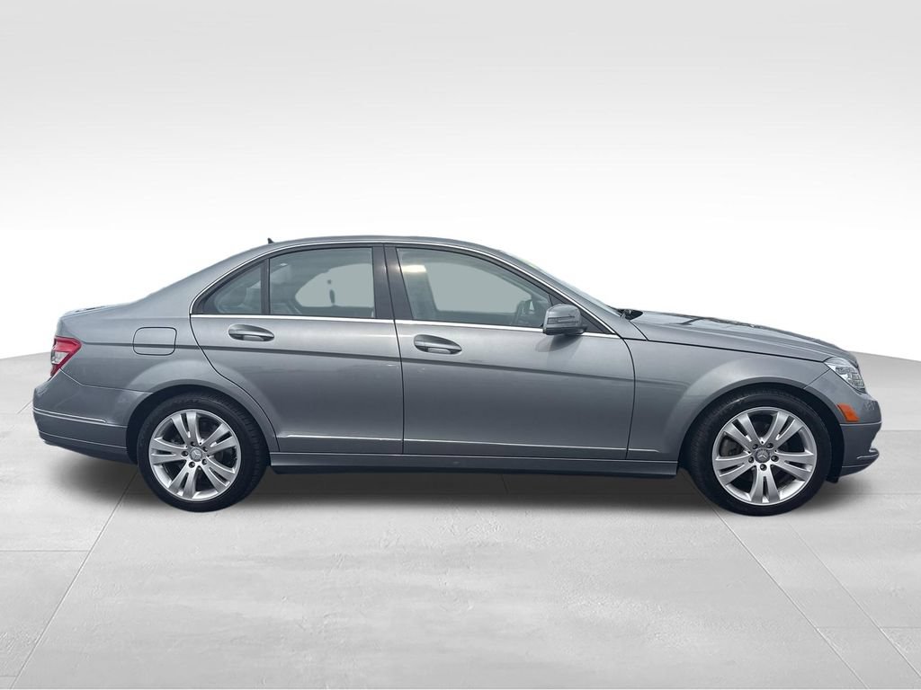 Used 2011 Mercedes-Benz C 300 Sedan image 13
