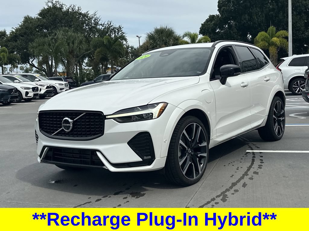 Used 2024 Volvo XC60 T8 Ultimate w/ Protection Package Premier AWD/4WD image 2