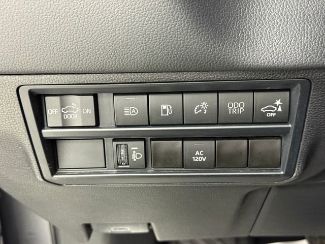 Used 2023 Toyota Tundra Limited w/ Power Package RWD image 10