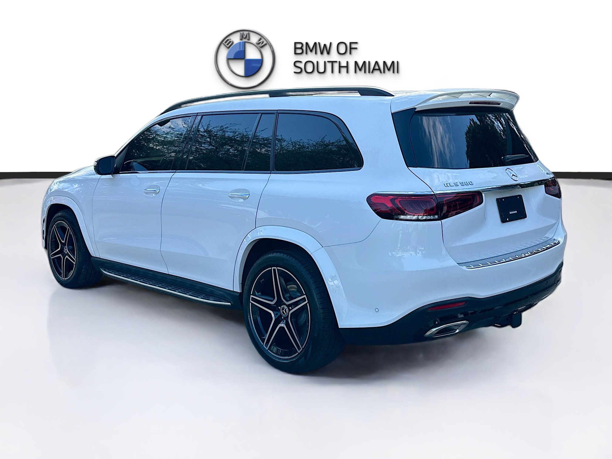 Used 2023 Mercedes-Benz GLS 580 4MATIC image 5