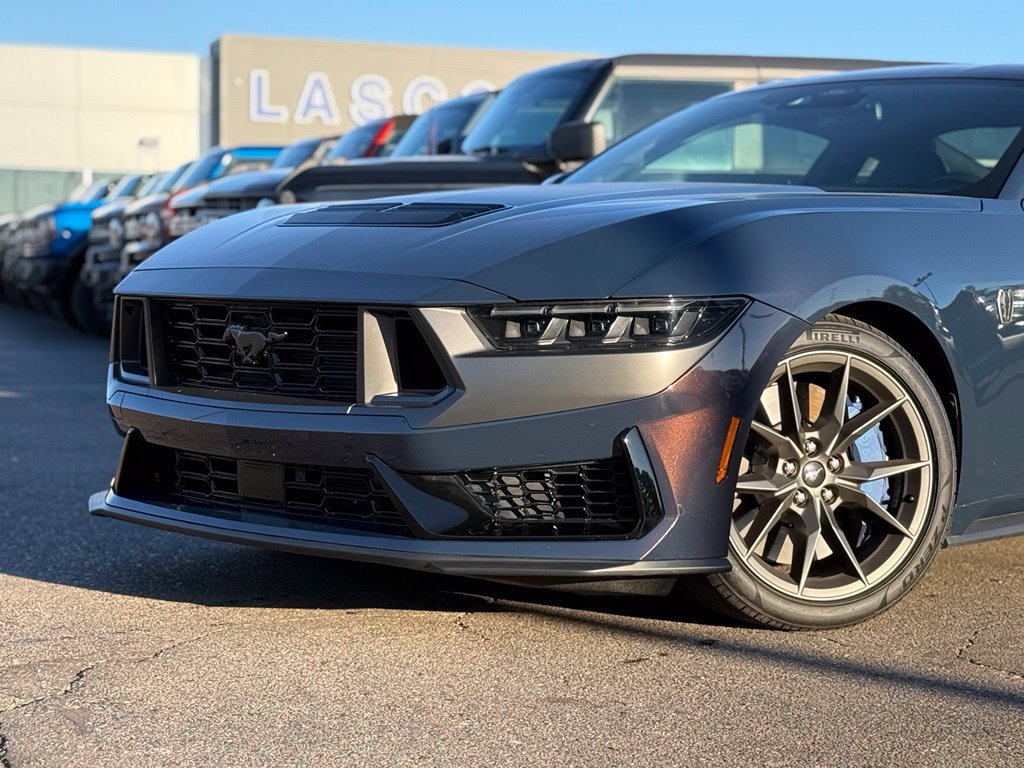 Used 2025 Ford Mustang Dark Horse RWD image 2