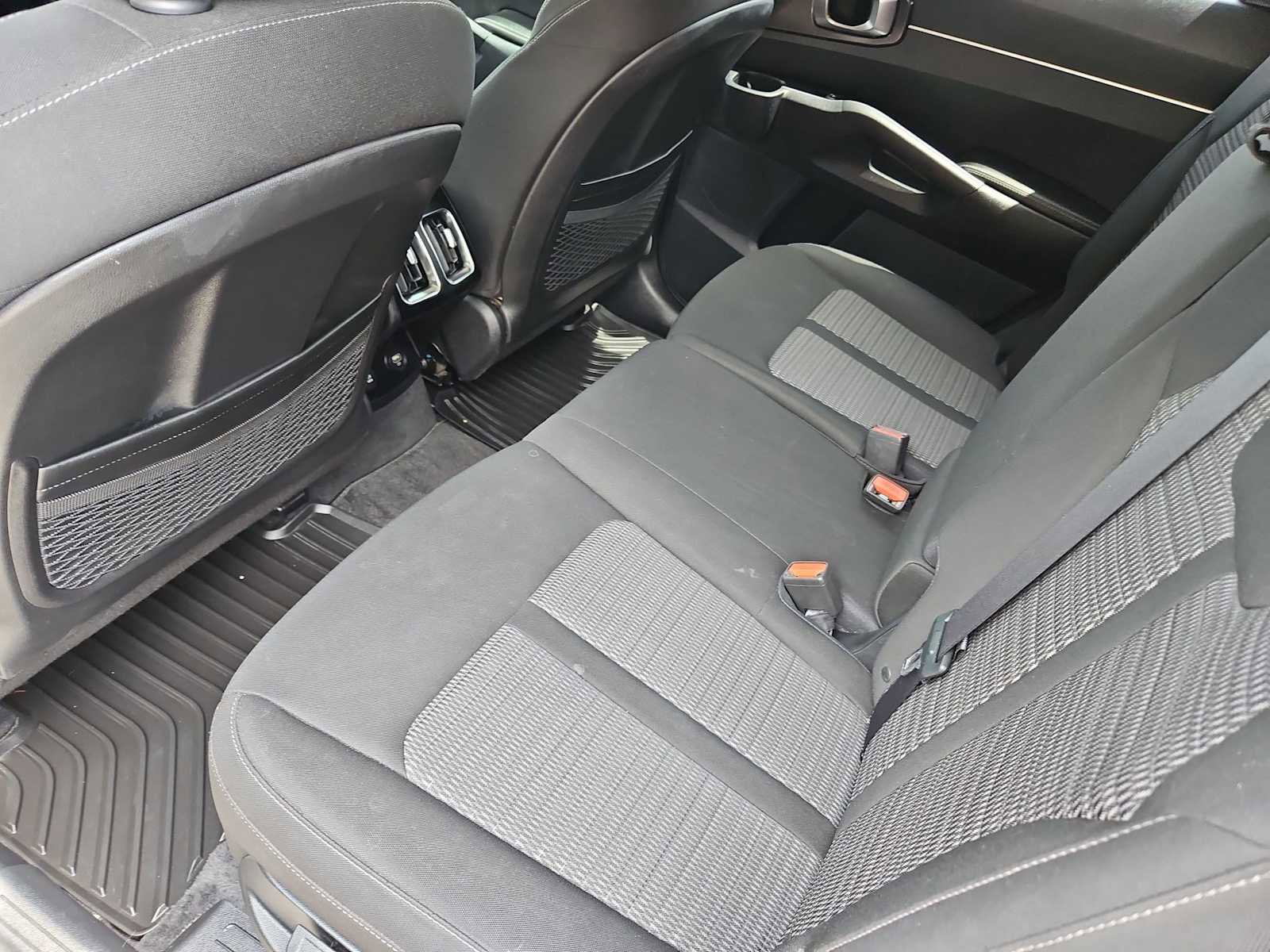 Used 2022 Kia Sorento LX FWD image 30