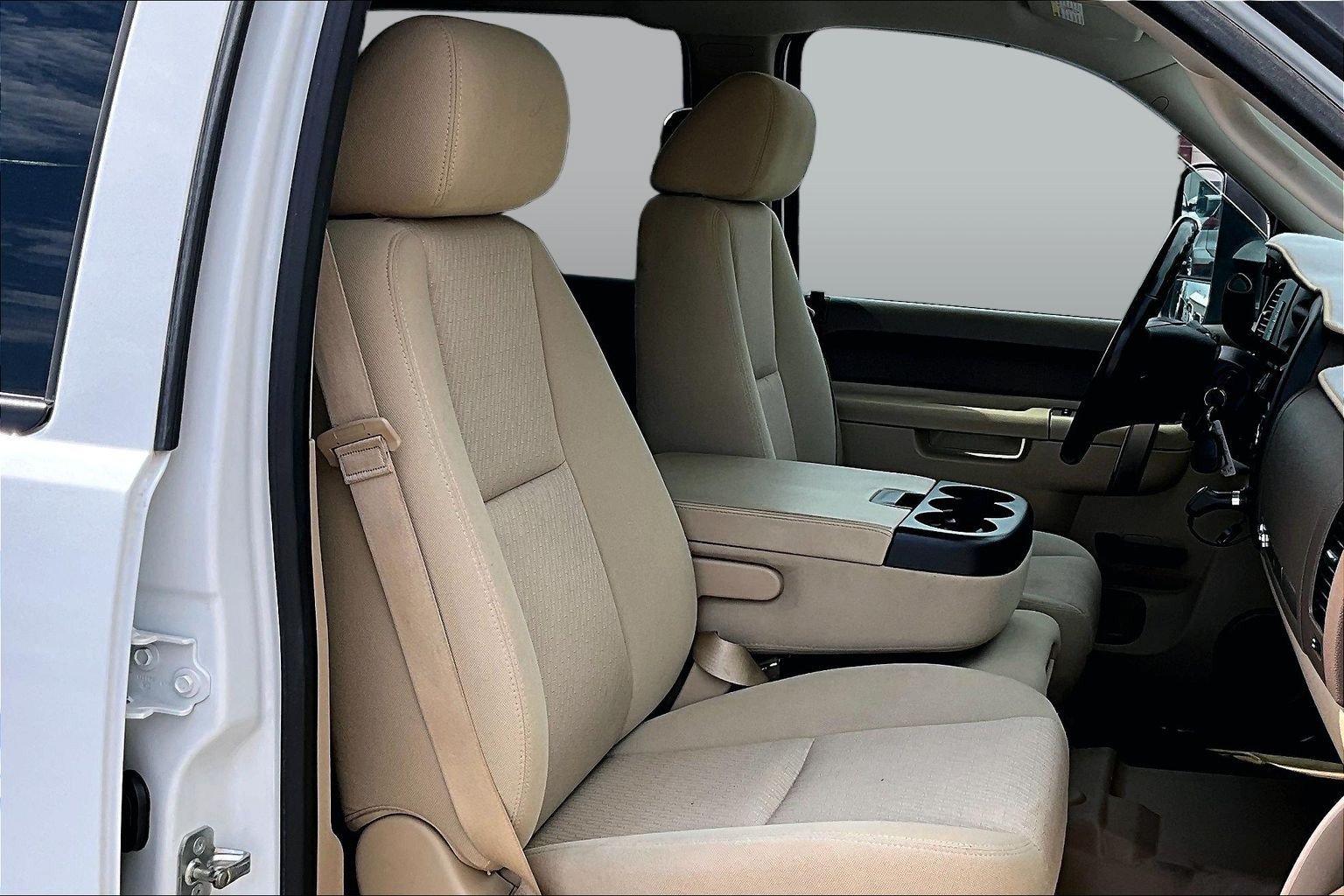 Used 2014 GMC Sierra 2500 SLE w/ Texas Edition AWD/4WD image 7