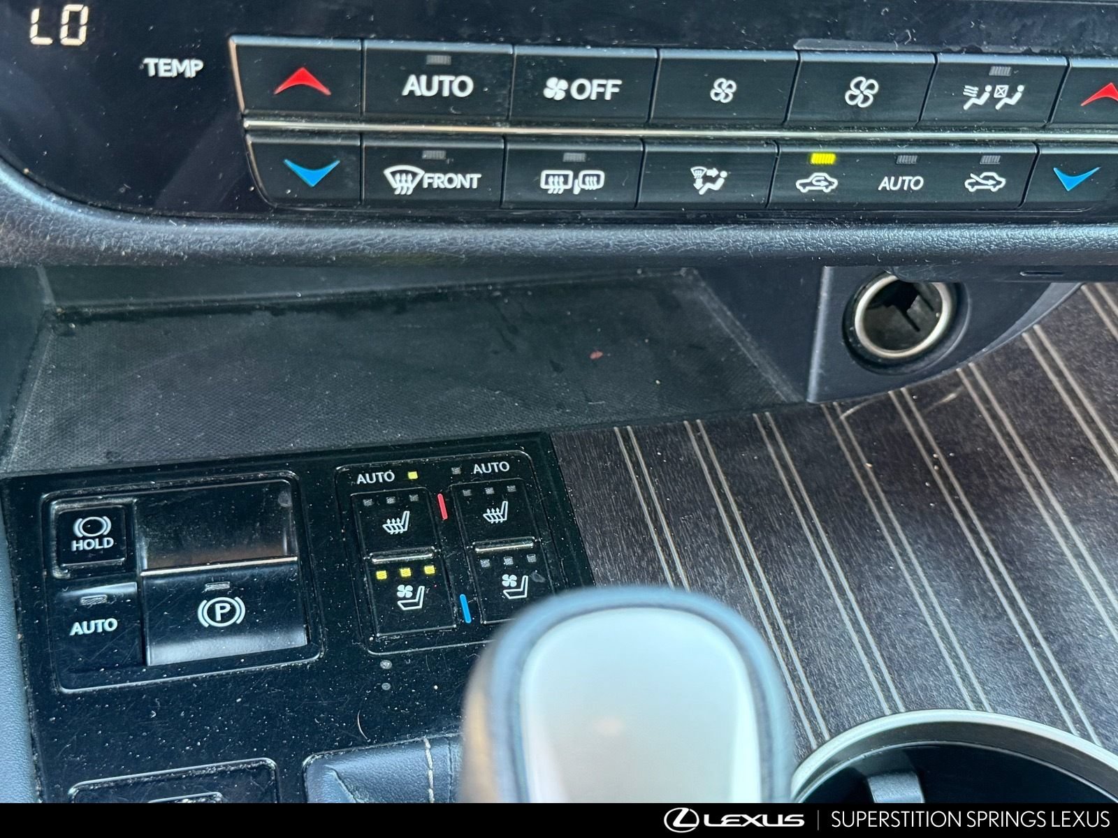 Used 2017 Lexus RX 450h AWD w/ Luxury Package image 31