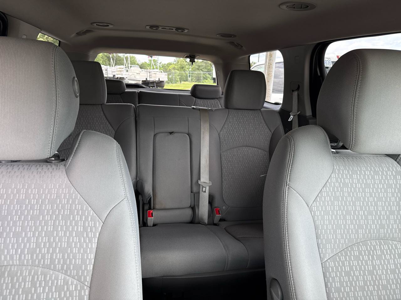 Used 2014 GMC Acadia SLE FWD image 19