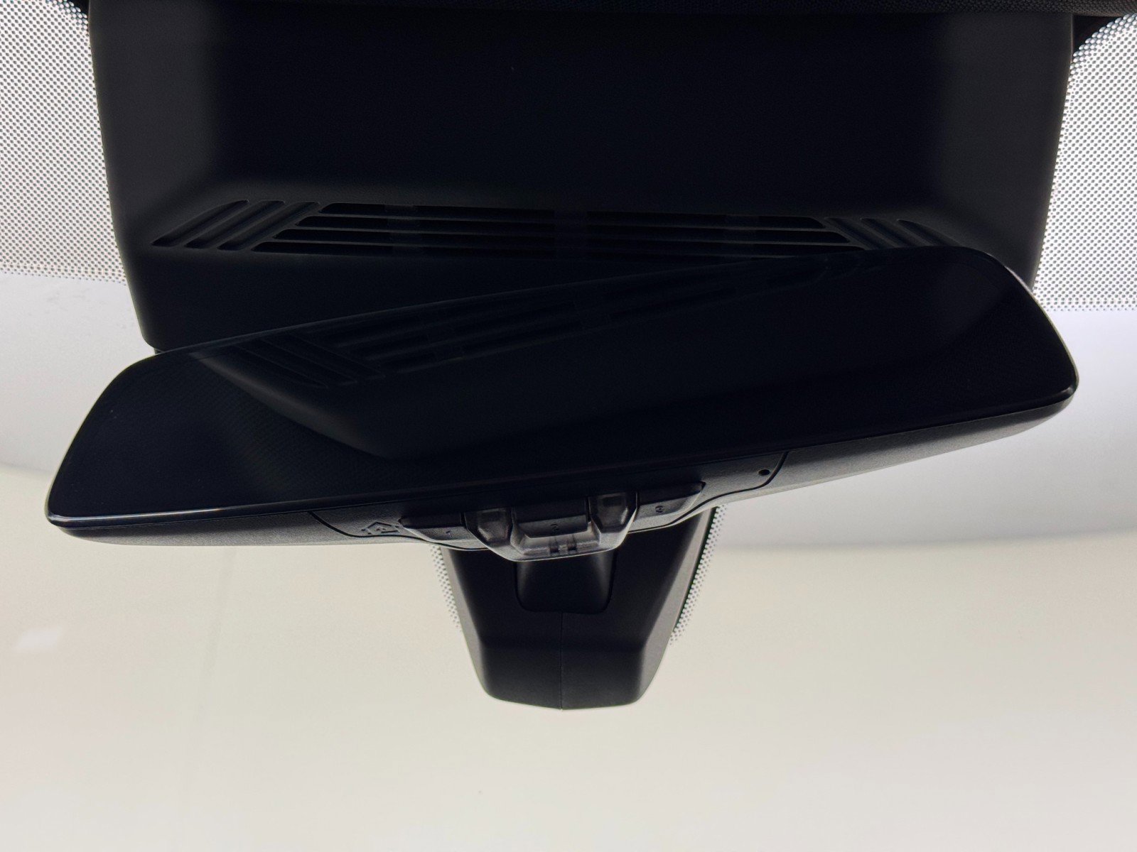 Used 2024 BMW i7 xDrive60 w/ Executive Package image 37