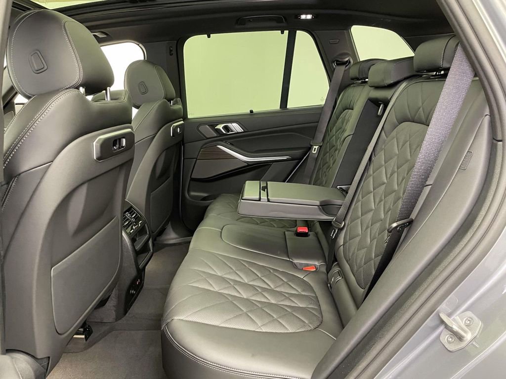 New 2026 BMW X5 xDrive50e AWD/4WD image 16