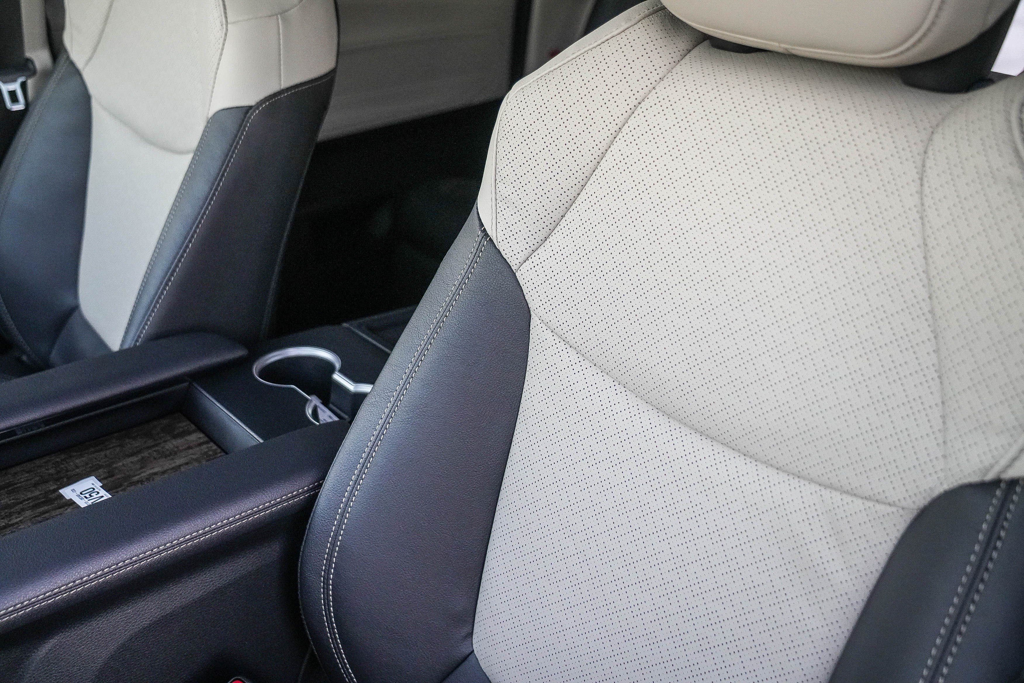 New 2026 Toyota Sienna Platinum AWD/4WD image 29