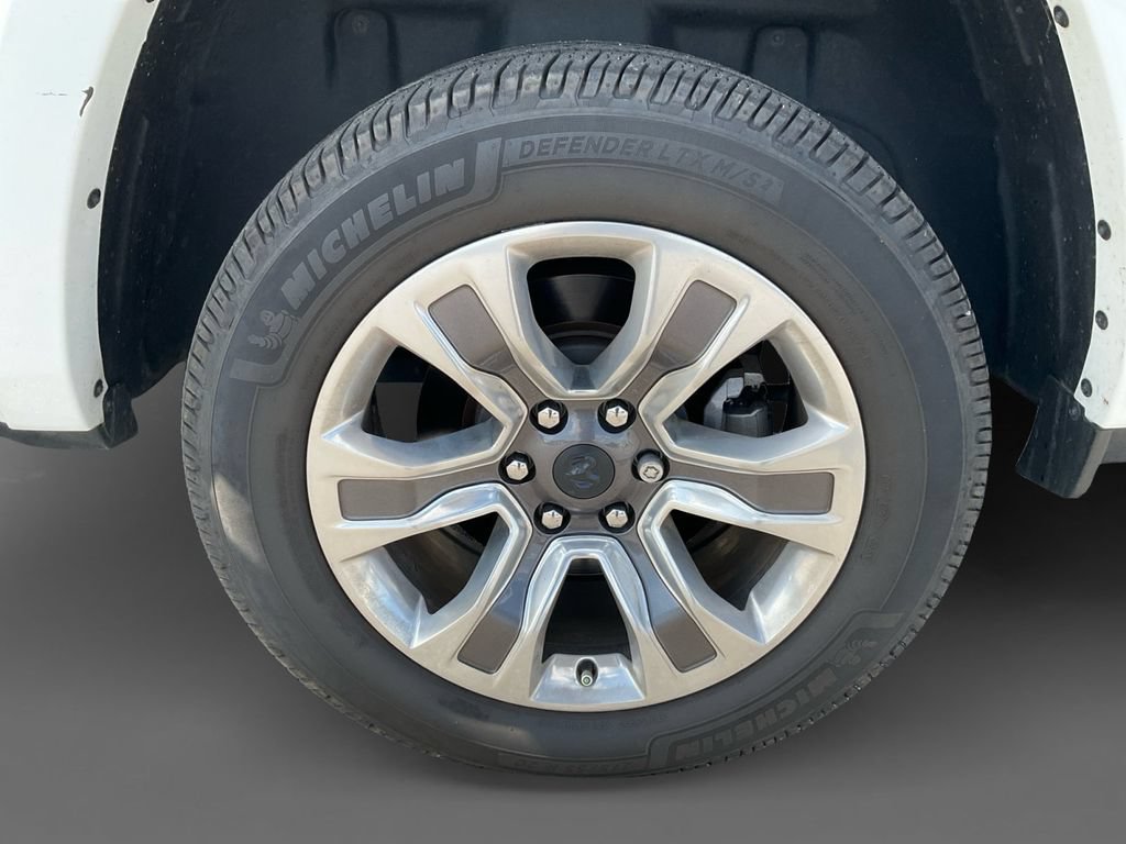 Used 2024 RAM 1500 Limited AWD/4WD image 9
