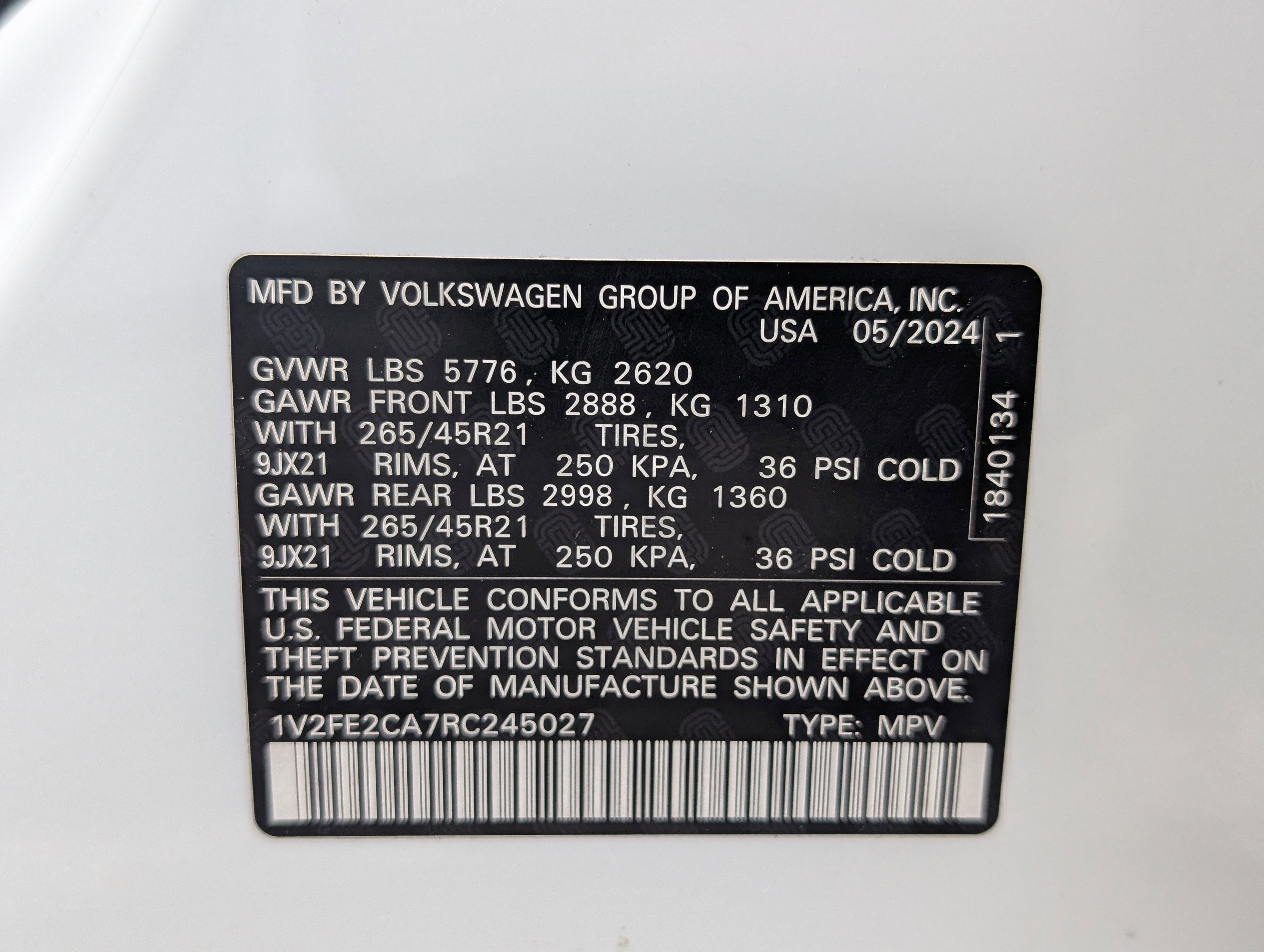 Used 2024 Volkswagen Atlas Cross Sport SEL Premium R-Line image 36