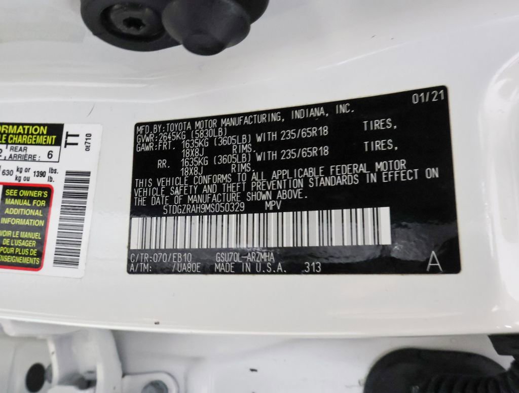 Used 2021 Toyota Highlander XLE image 12