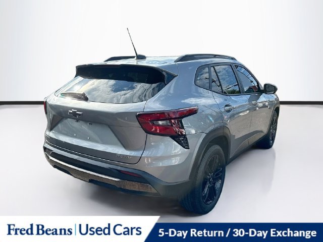Used 2025 Chevrolet Trax ACTIV w/ Sunroof Package FWD image 10