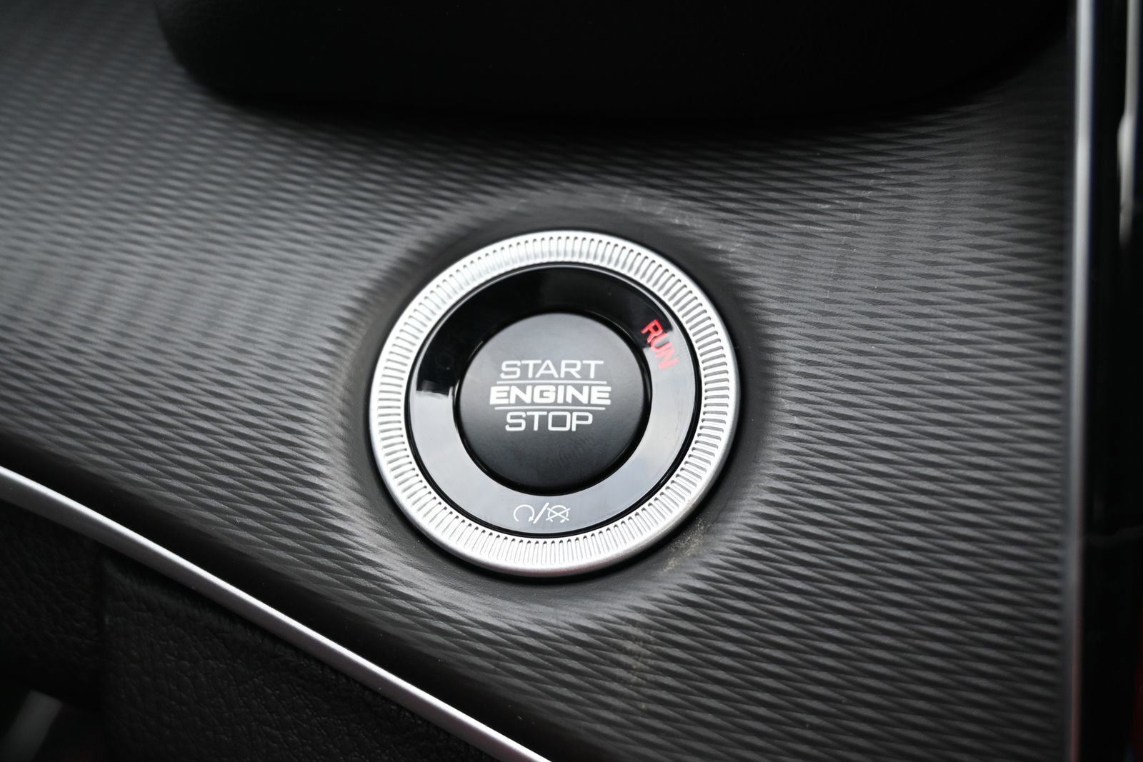 New 2026 Jeep Grand Cherokee Laredo image 15