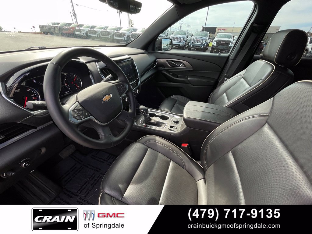 Used 2023 Chevrolet Traverse Premier AWD/4WD image 10