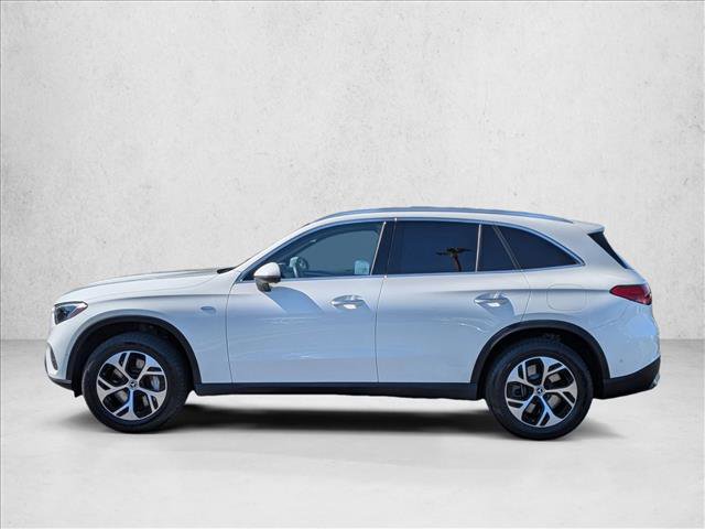 Used 2025 Mercedes-Benz GLC 350e 4MATIC image 9
