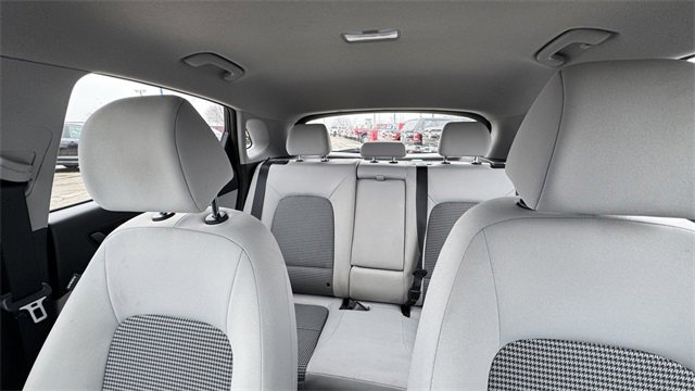 Used 2023 Hyundai Kona SE image 30