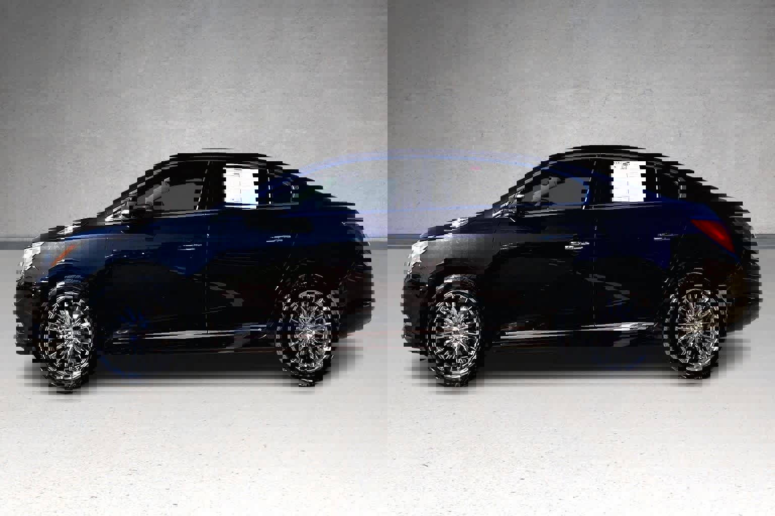 Used 2015 Buick LaCrosse image 3