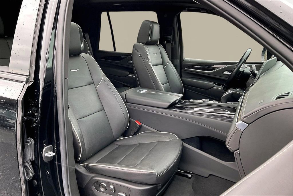 Used 2021 Cadillac Escalade Sport image 32