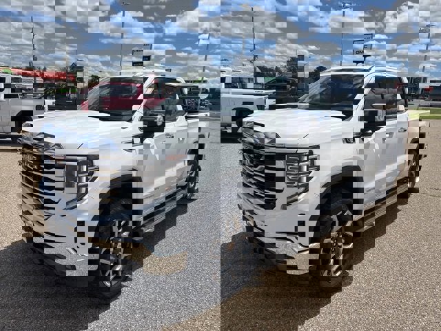 Certified 2023 GMC Sierra 1500 SLT w/ SLT Premium Package image 7