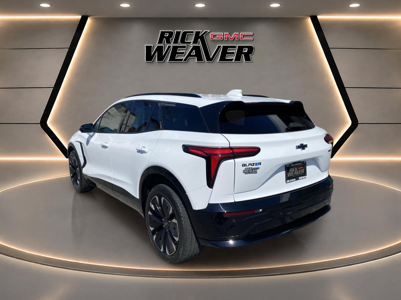 Certified 2024 Chevrolet Blazer EV RS AWD/4WD image 4