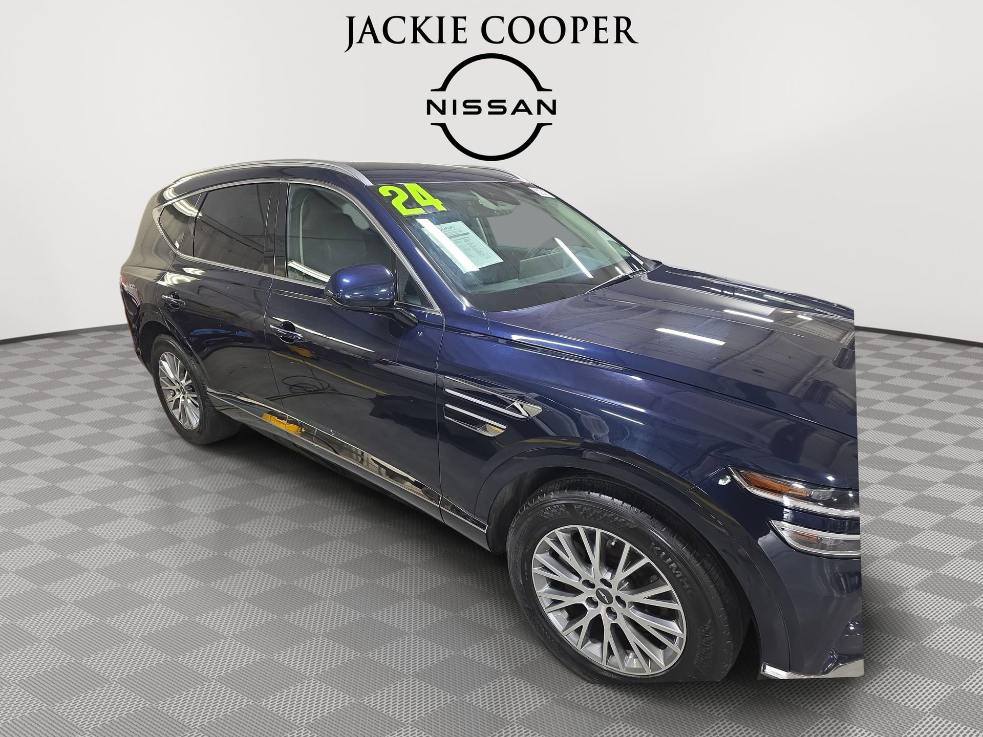 Used 2024 Genesis GV80 2.5T AWD/4WD image 3
