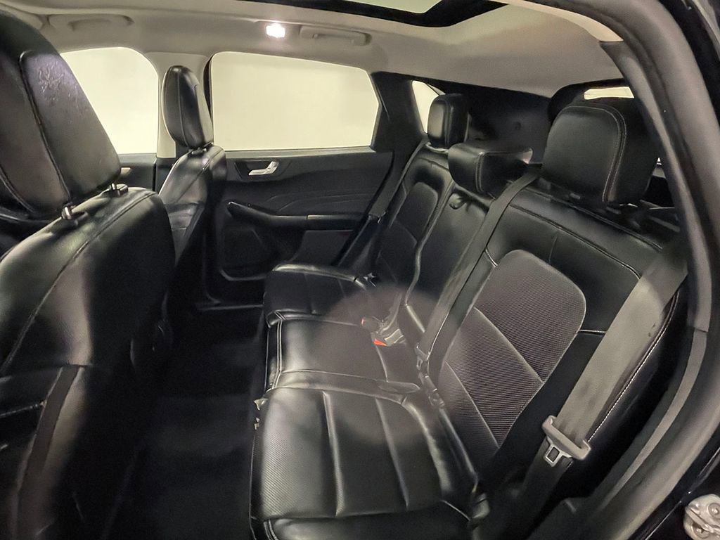 Used 2022 Ford Escape SEL w/ Technology Package image 23