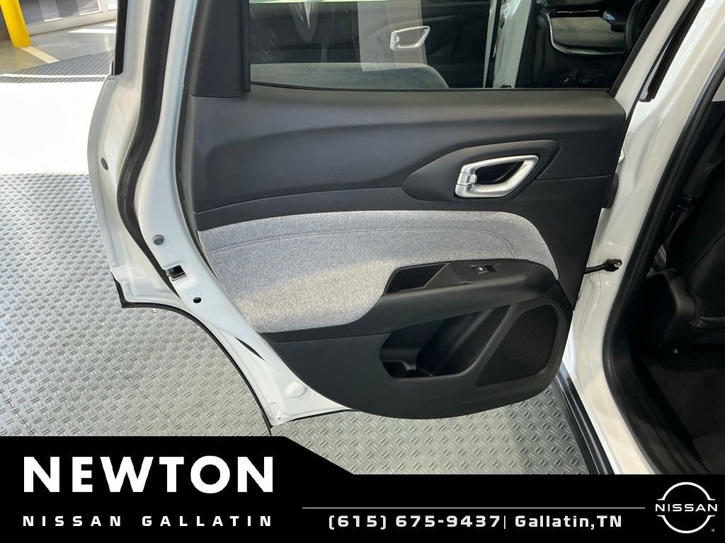 Used 2022 Jeep Compass Latitude AWD/4WD image 39