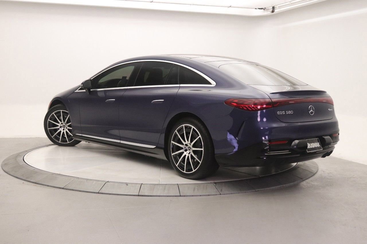 Certified 2023 Mercedes-Benz EQS 580 4MATIC Sedan image 2