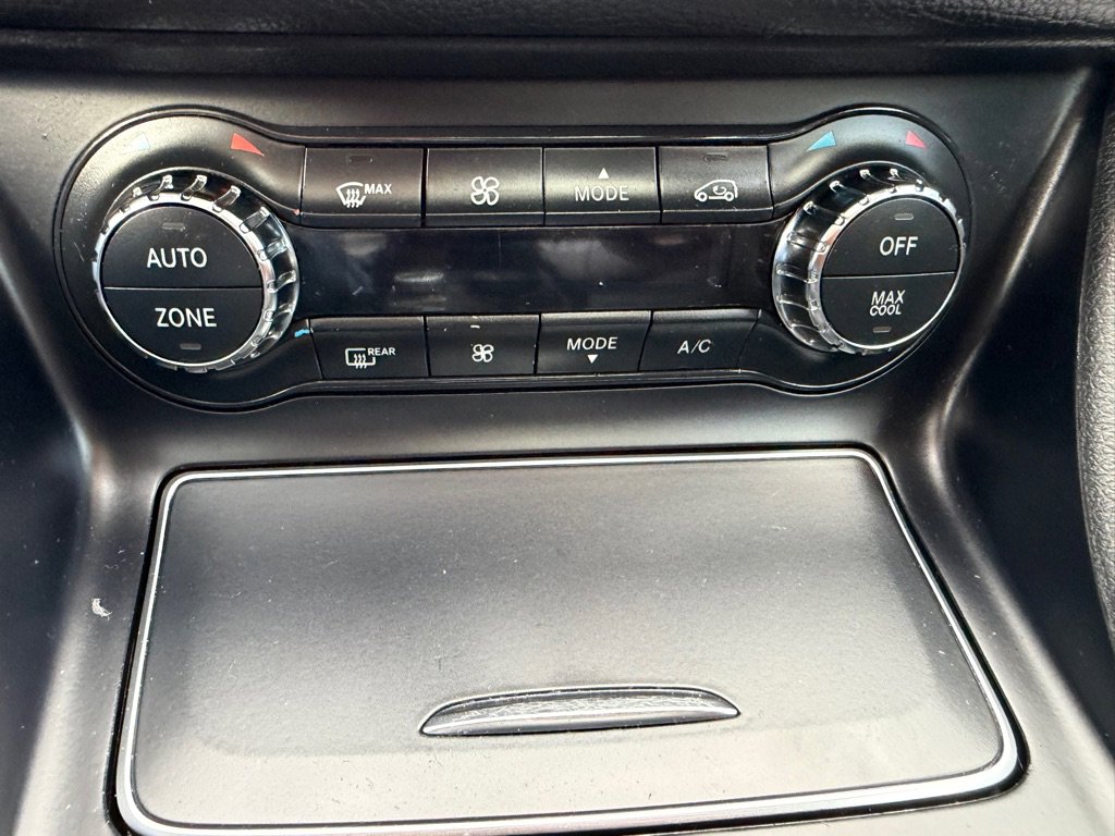 Used 2017 Mercedes-Benz CLA 250 4MATIC image 35