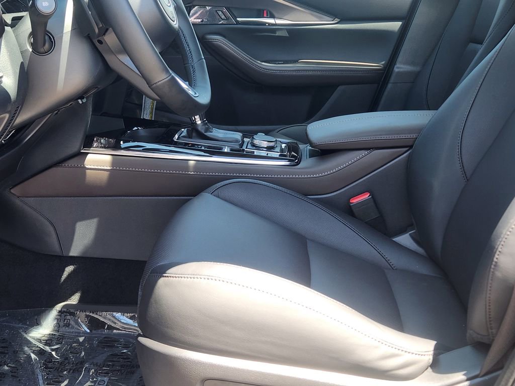 Used 2025 MAZDA CX-30 2.5 Turbo w/ Premium Plus Pkg image 12