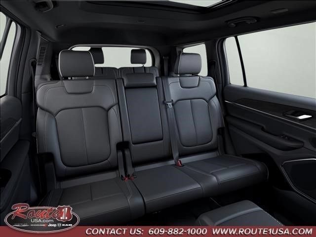 New 2026 Jeep Grand Cherokee L Limited Reserve AWD/4WD image 16