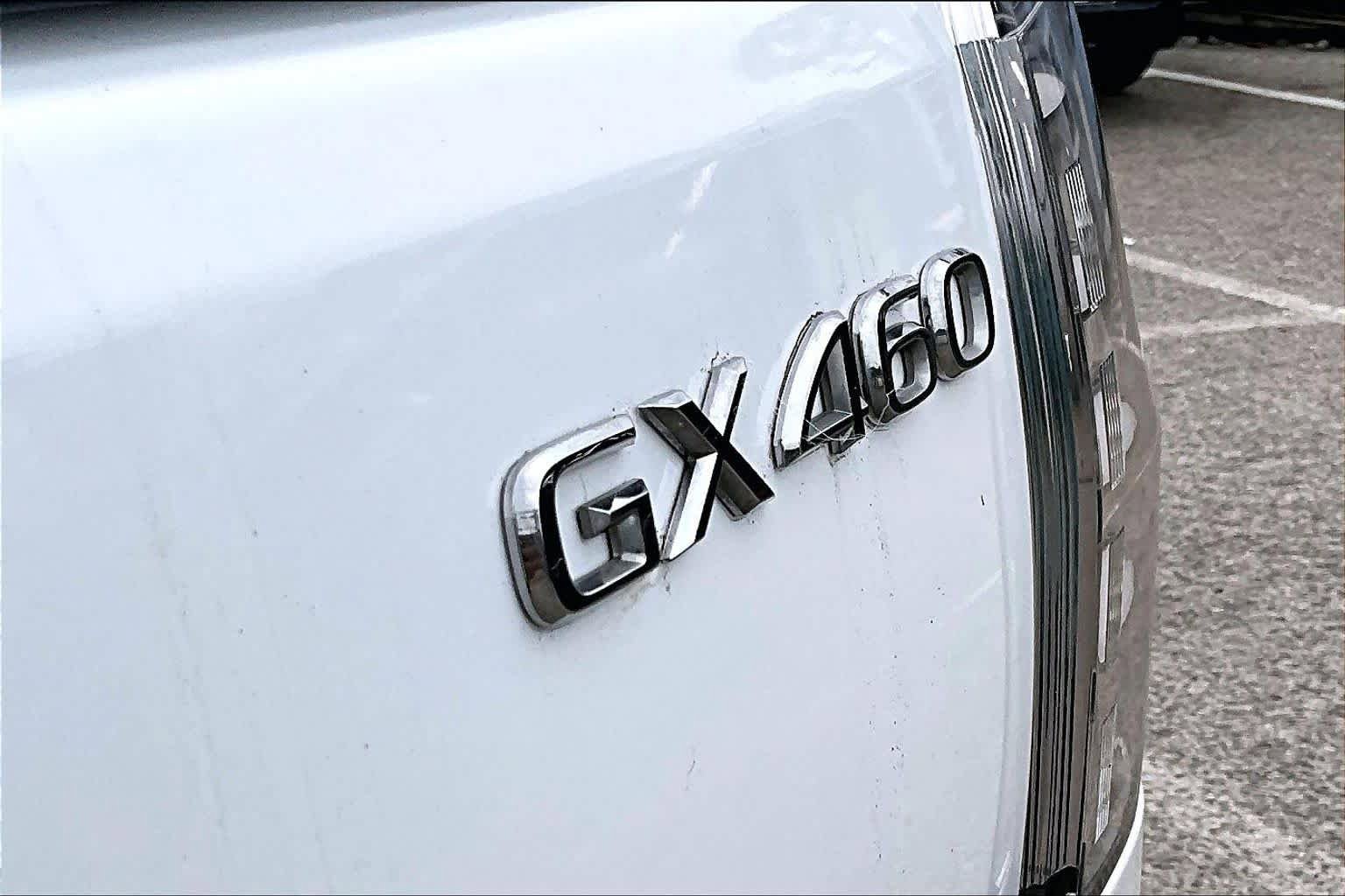 Used 2015 Lexus GX 460 w/ Premium Package AWD/4WD image 10