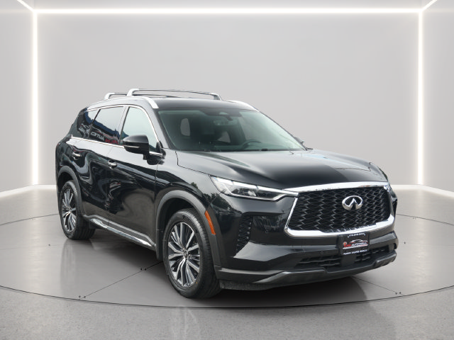 Used 2023 INFINITI QX60 Sensory w/ Cargo Package AWD/4WD image 7