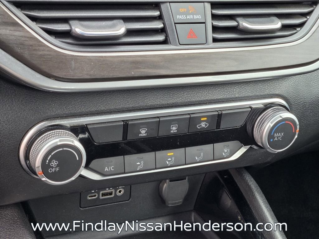 Used 2024 Nissan Altima 2.5 SV image 25