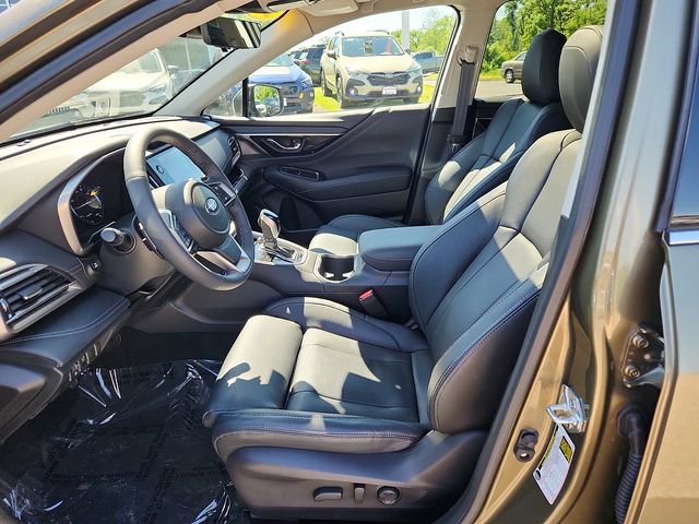 Certified 2025 Subaru Outback Touring AWD/4WD image 13