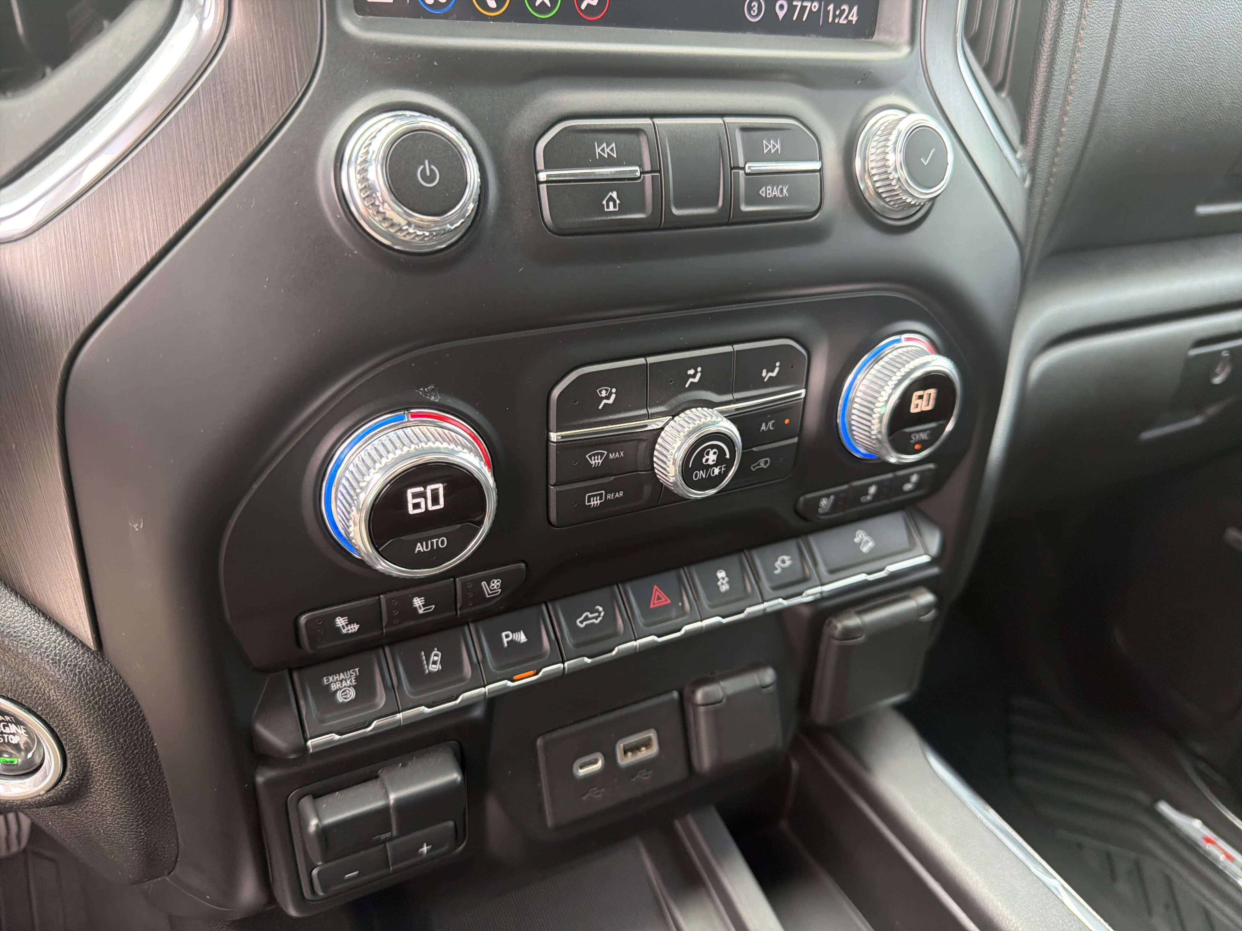Used 2020 GMC Sierra 2500 AT4 w/ AT4 Premium Package AWD/4WD image 8