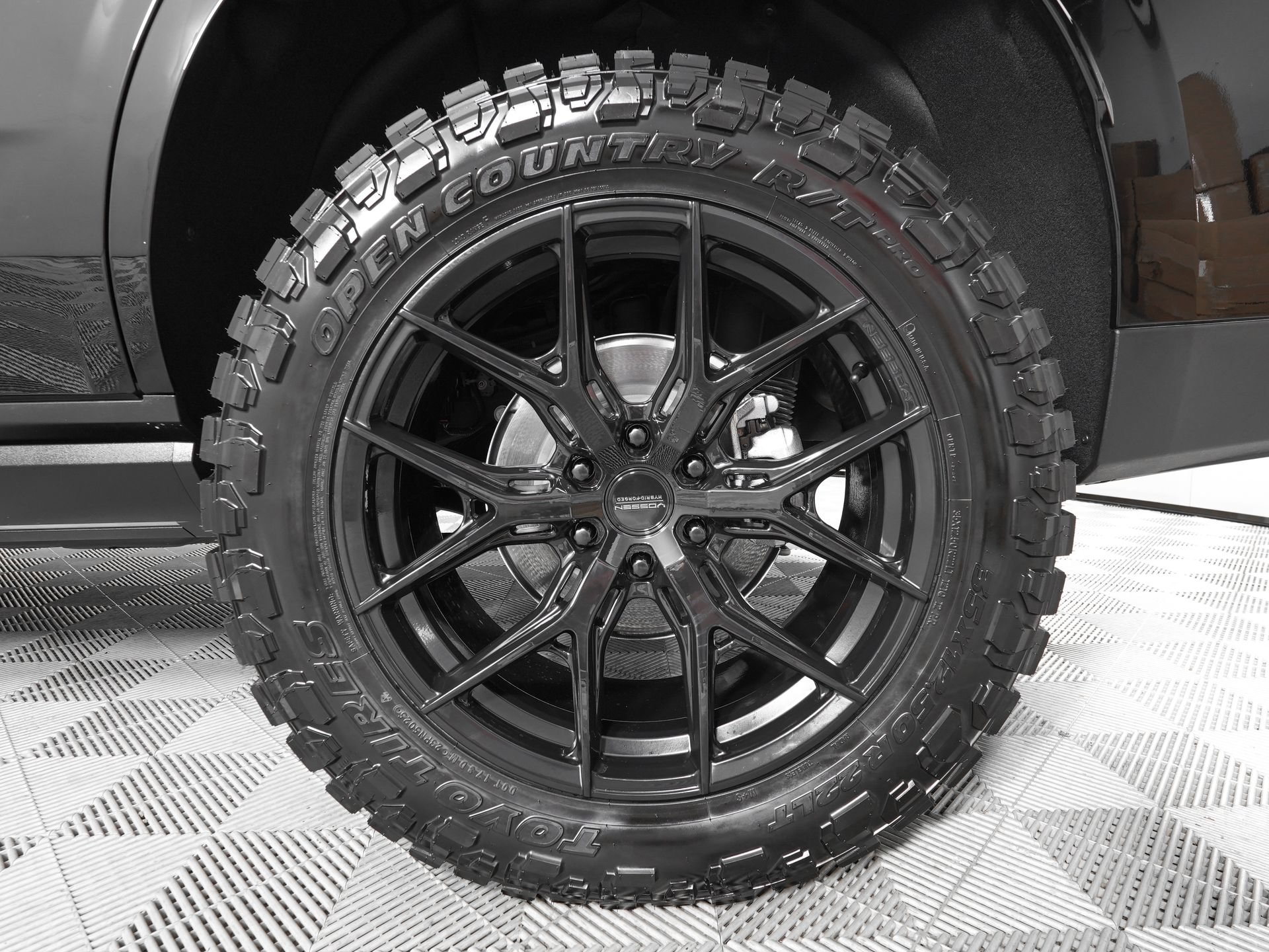 Used 2026 GMC Yukon AT4 Ultimate AWD/4WD image 35