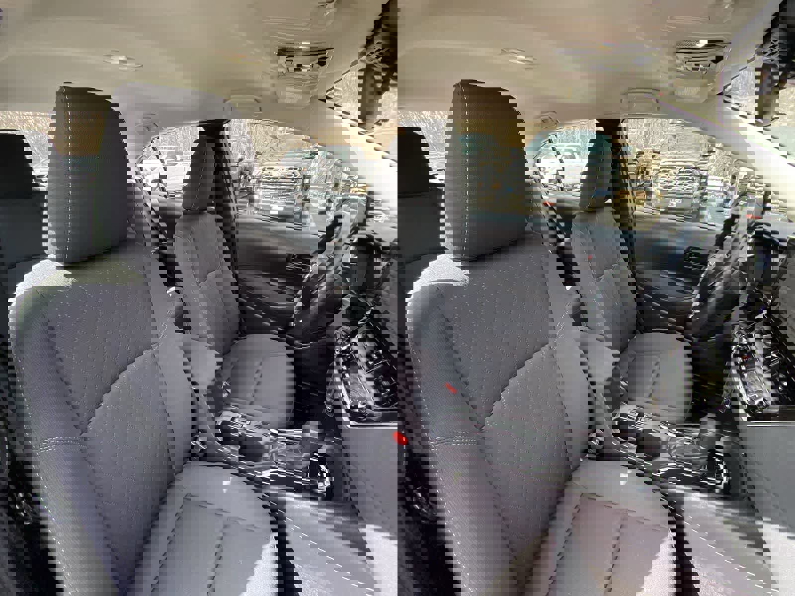 Used 2025 Toyota Corolla LE image 25