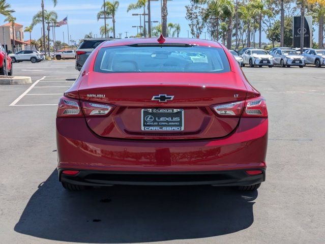 Used 2022 Chevrolet Malibu LT w/ Leather Package FWD image 6