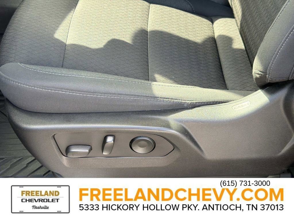 Used 2022 Chevrolet Silverado 1500 LT image 24